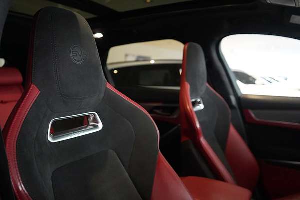 2021 Jaguar F-PACE SVR X761