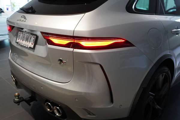 2021 Jaguar F-PACE SVR X761