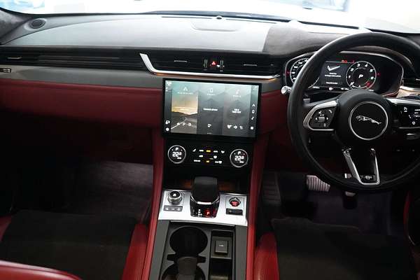 2021 Jaguar F-PACE SVR X761