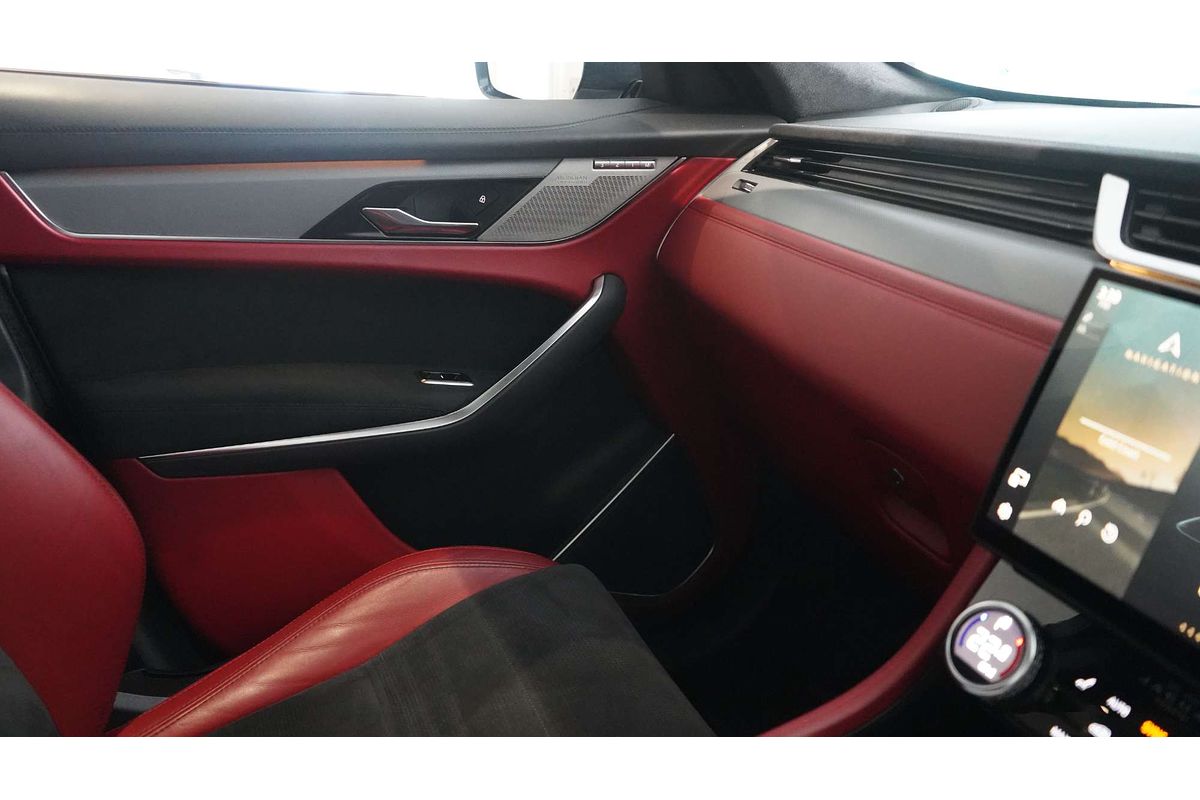 2021 Jaguar F-PACE SVR X761