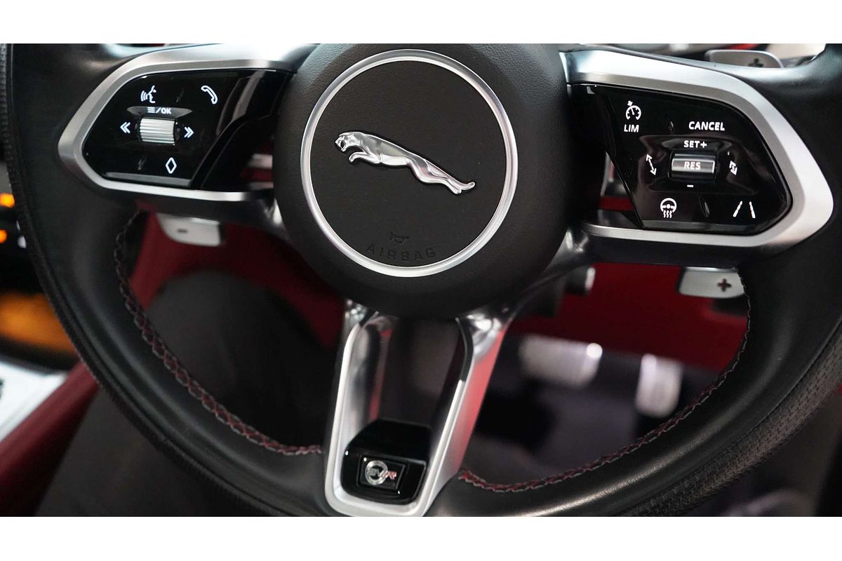 2021 Jaguar F-PACE SVR X761