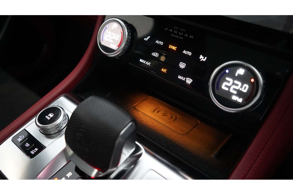 2021 Jaguar F-PACE SVR X761