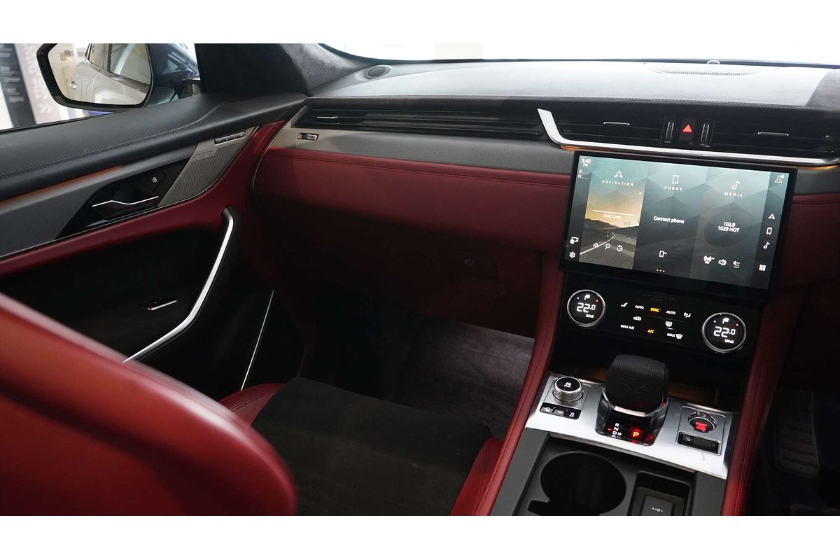 2021 Jaguar F-PACE SVR X761