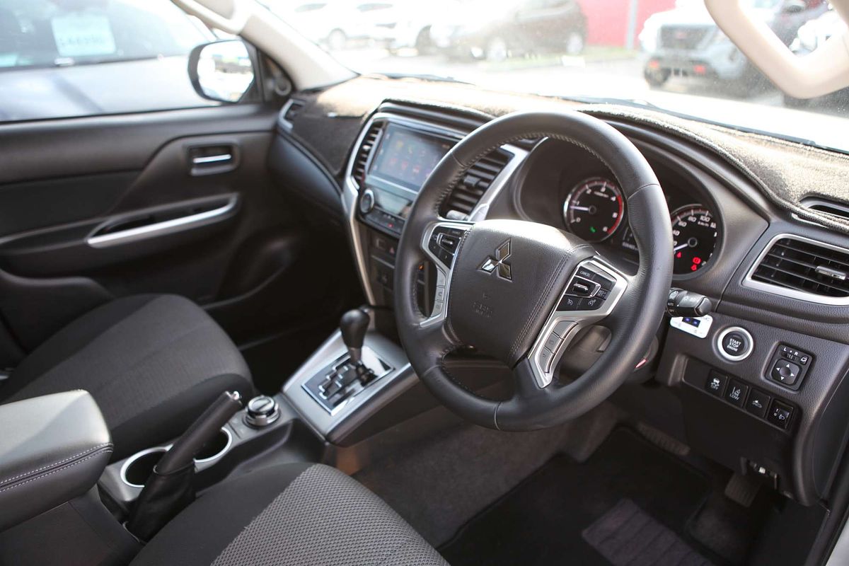 2020 Mitsubishi Triton GLS MR 4X4