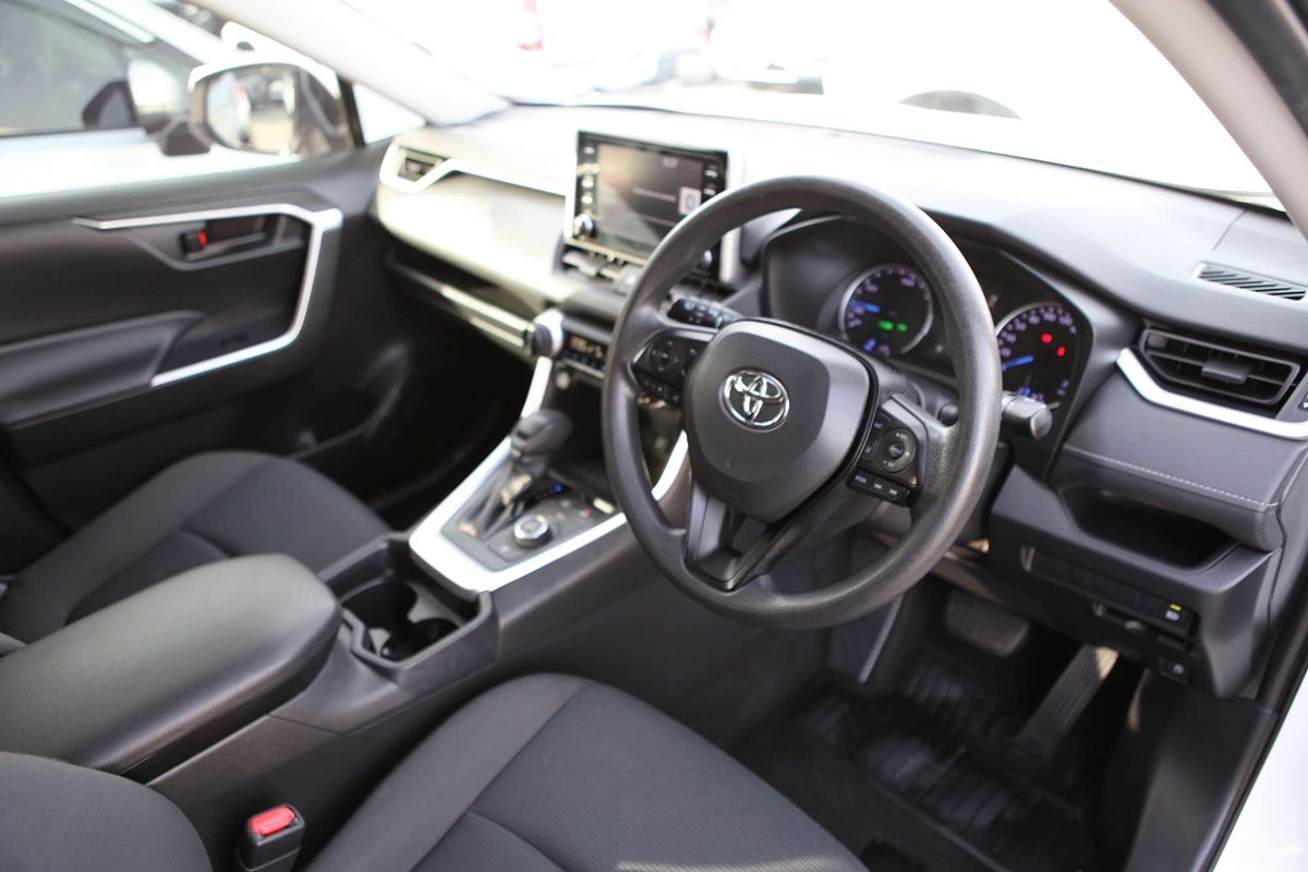 2020 Toyota RAV4 GX AXAH54R
