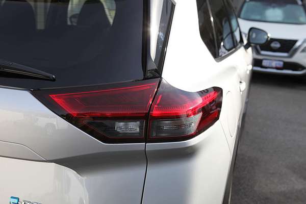 2025 Nissan X-TRAIL ST-L e-POWER T33