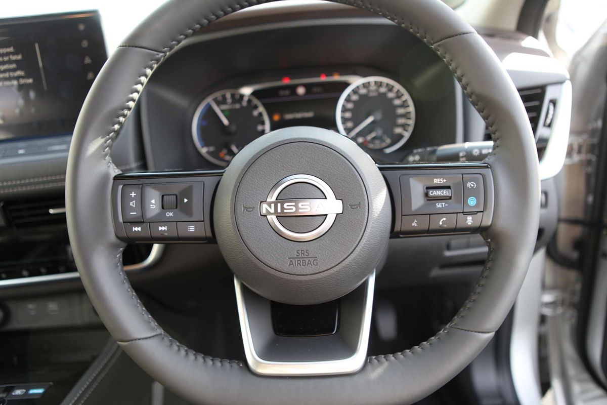 2025 Nissan X-TRAIL ST-L e-POWER T33