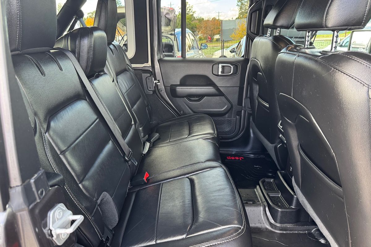 2020 Jeep Wrangler Unlimited Overland JL