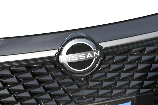2025 Nissan QASHQAI N-DESIGN e-POWER J12