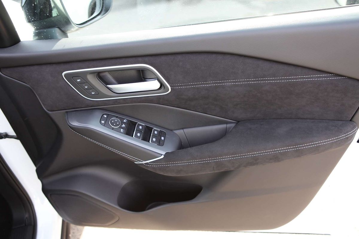 2025 Nissan QASHQAI N-DESIGN e-POWER J12