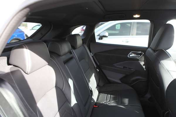 2025 Nissan QASHQAI N-DESIGN e-POWER J12