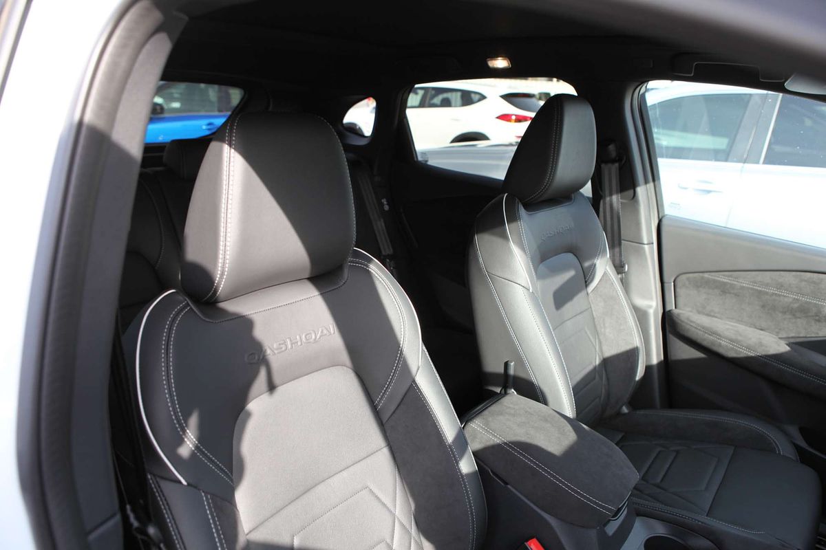 2025 Nissan QASHQAI N-DESIGN e-POWER J12
