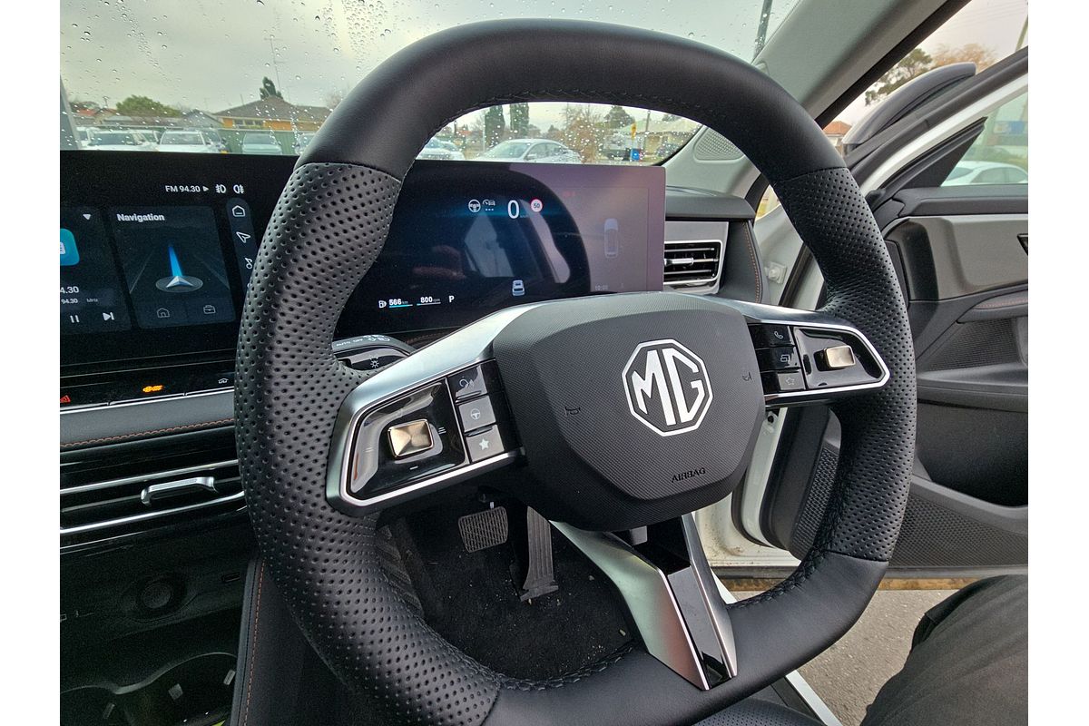 2024 MG HS Excite AS33