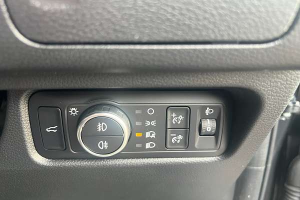 2025 Ford Everest Sport 2.0L