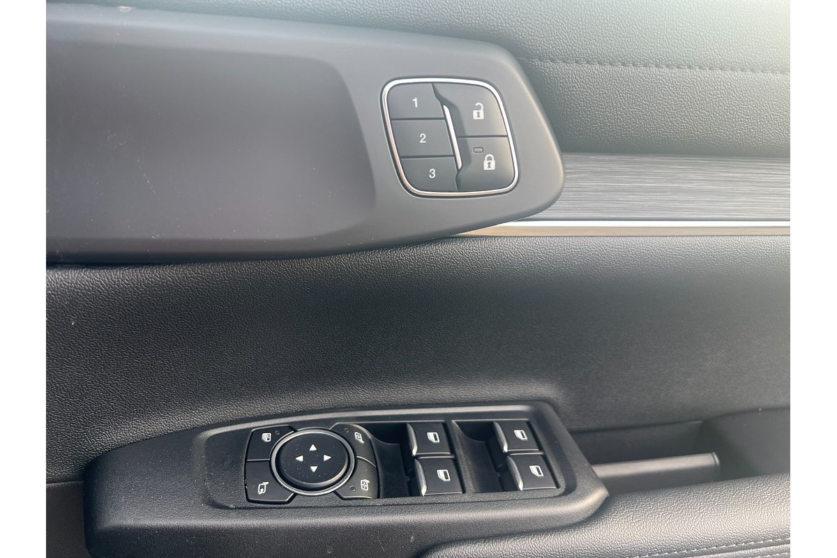 2025 Ford Everest Sport 2.0L