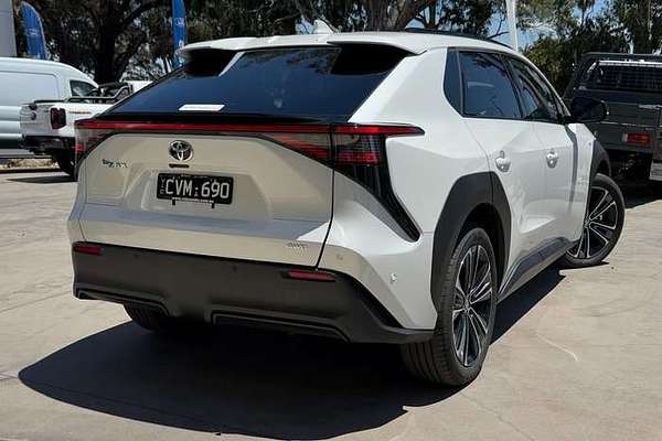 2023 Toyota bZ4X  YEAM15R