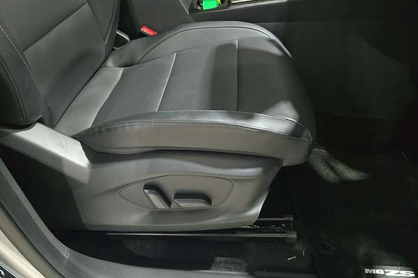 2024 MG ZS Essence Hybrid+ ZS32