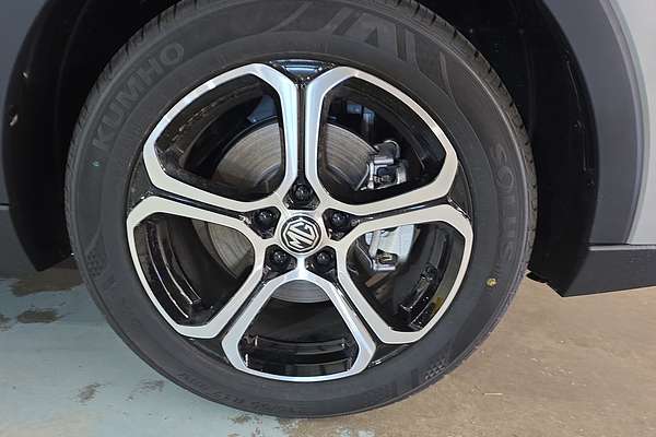 2025 MG ZS Essence ZS32