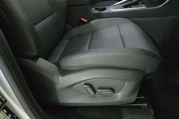2025 MG ZS Essence ZS32