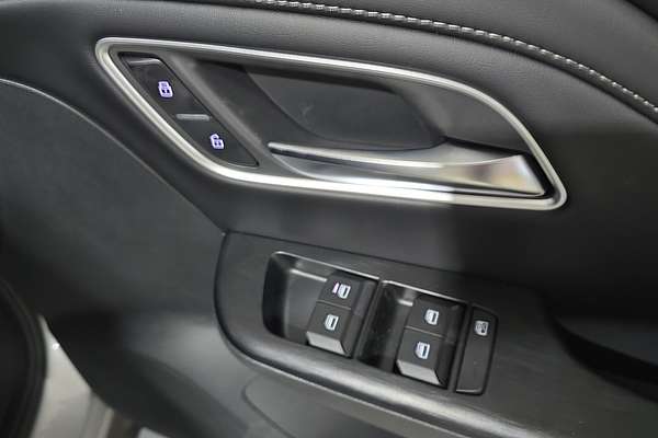 2025 MG ZS Essence ZS32