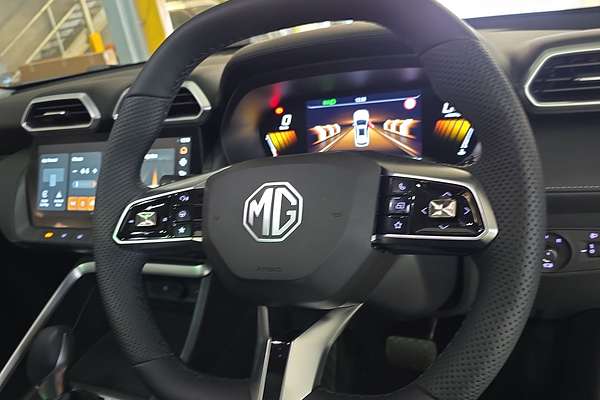2025 MG ZS Essence ZS32