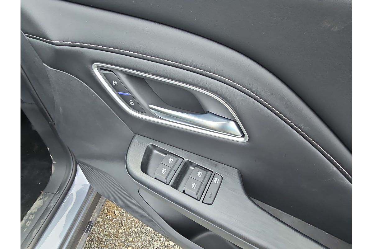 2025 MG ZS Essence ZS32