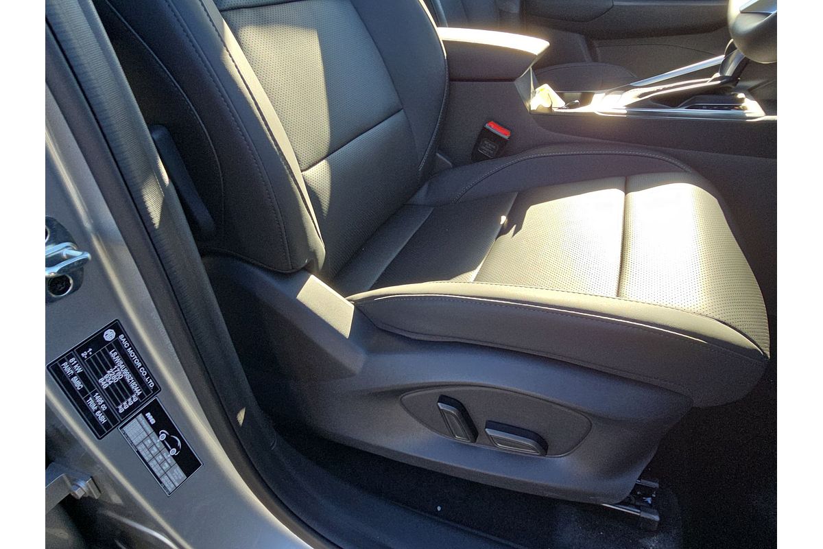 2025 MG ZS Essence ZS32