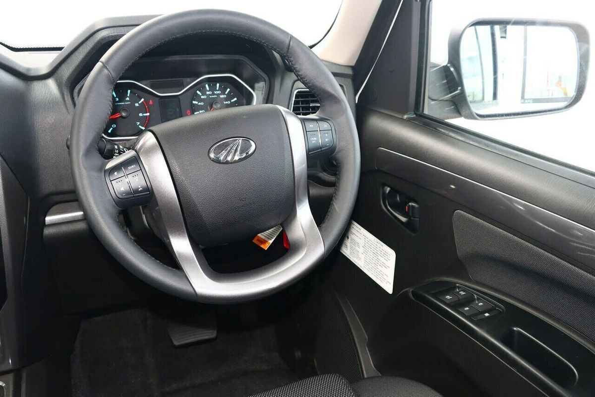 2022 Mahindra PIK-UP S11 4X4