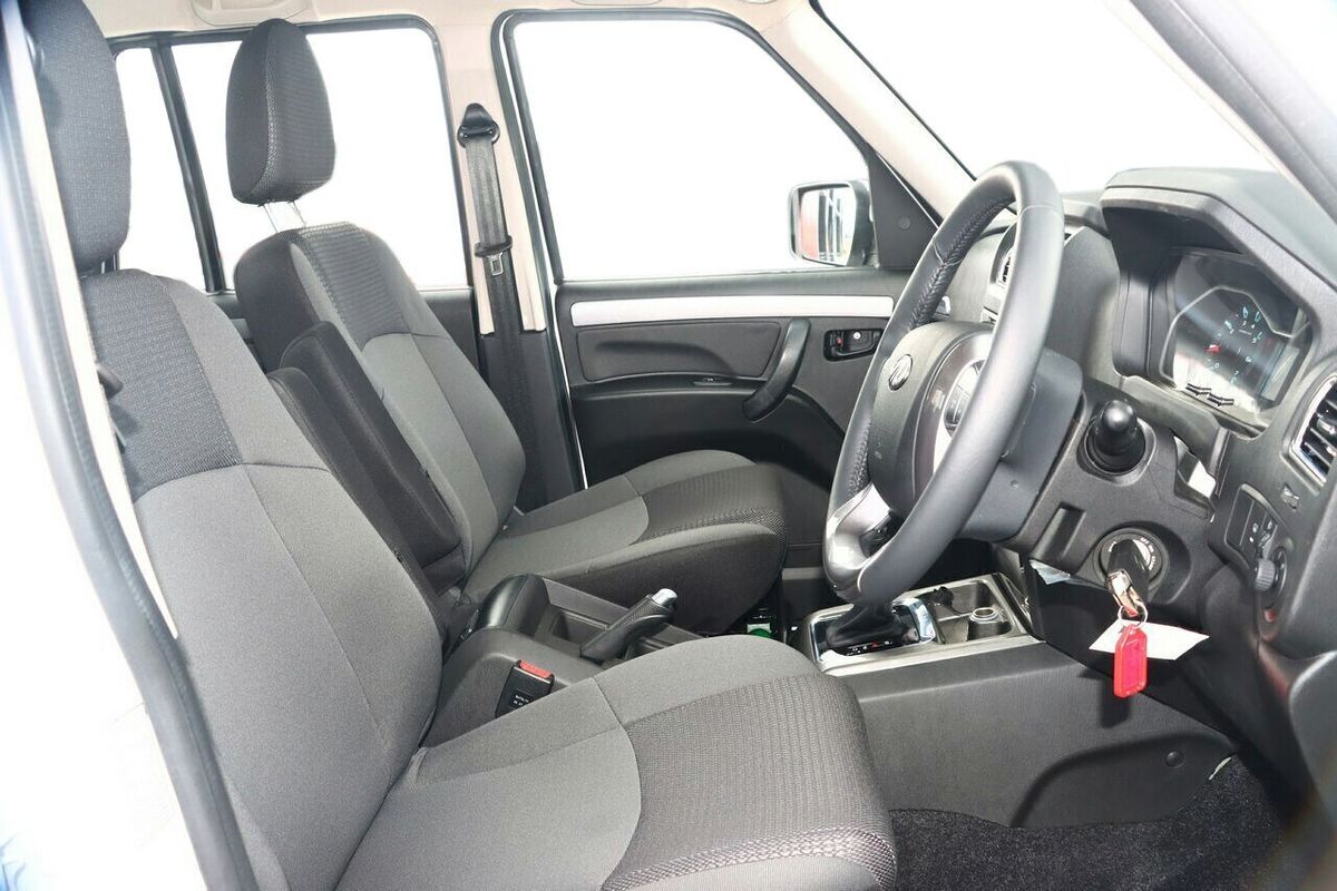 2022 Mahindra PIK-UP S11 4X4