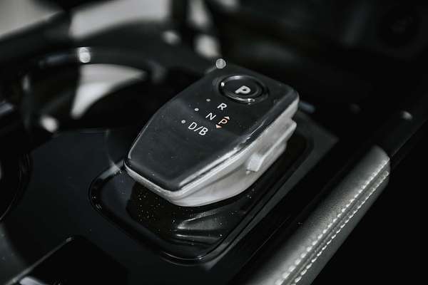 2025 Nissan X-TRAIL ST-L e-POWER T33
