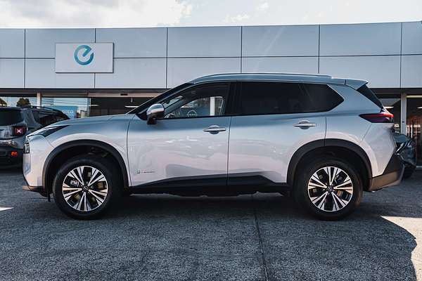 2025 Nissan X-TRAIL ST-L e-POWER T33