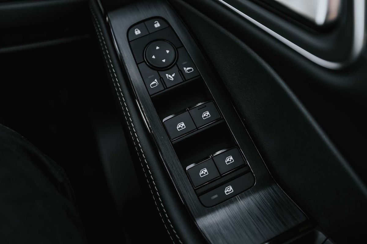 2025 Nissan X-TRAIL ST-L e-POWER T33