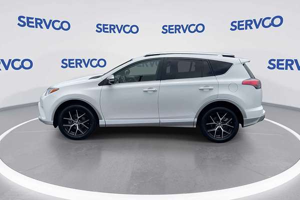 2016 Toyota RAV4 SE