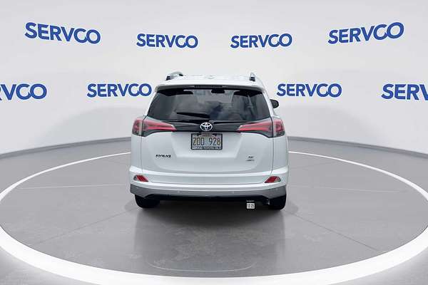 2016 Toyota RAV4 SE