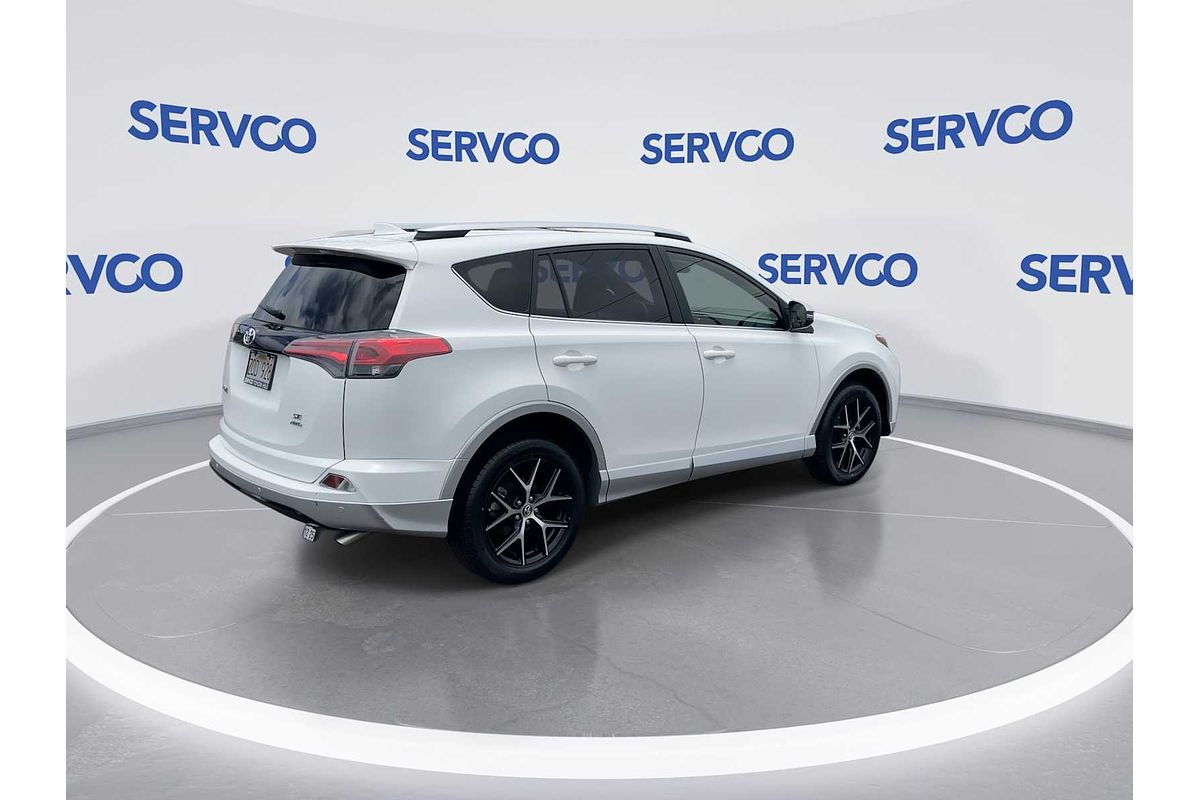 2016 Toyota RAV4 SE