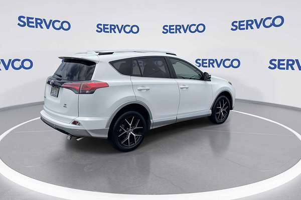 2016 Toyota RAV4 SE
