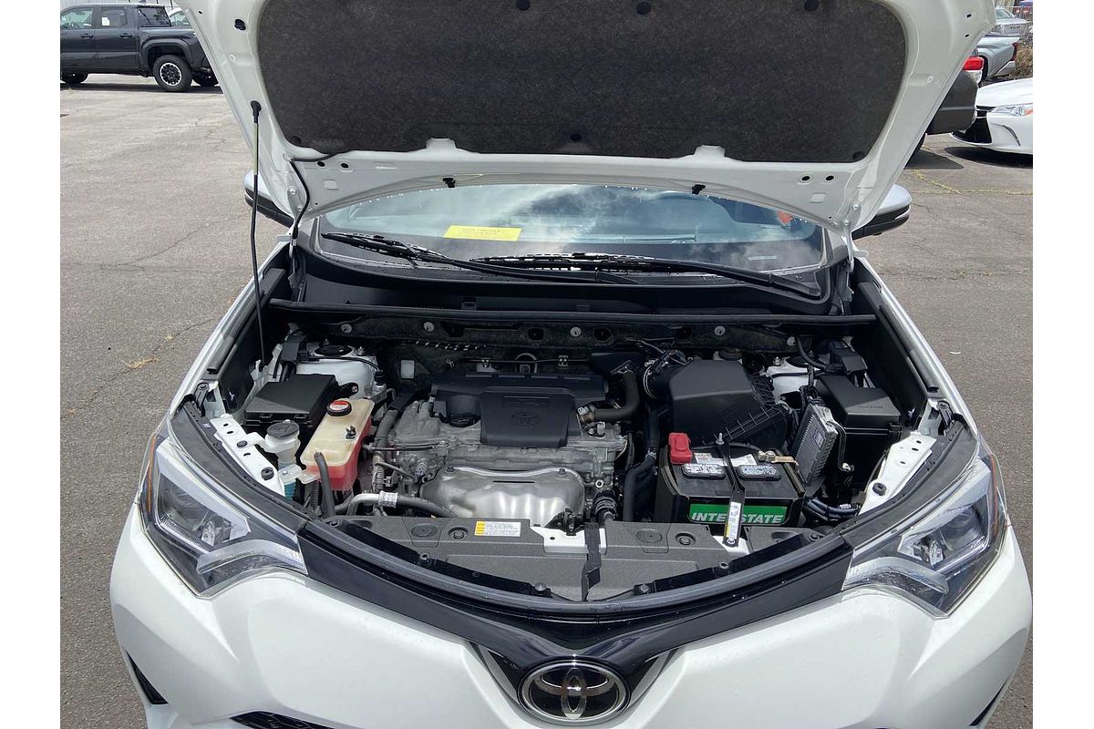 2016 Toyota RAV4 SE