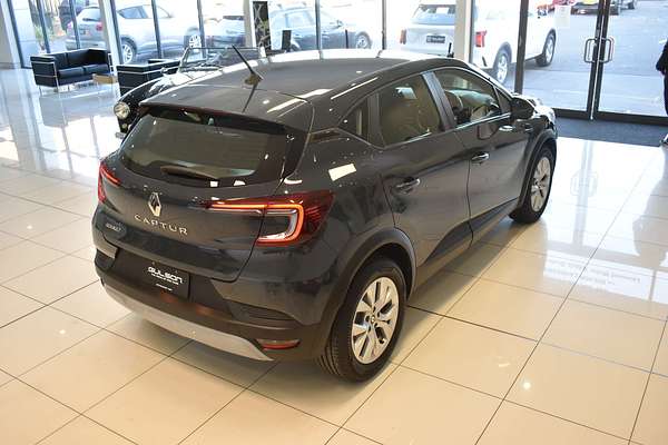2022 Renault Captur Life XJB