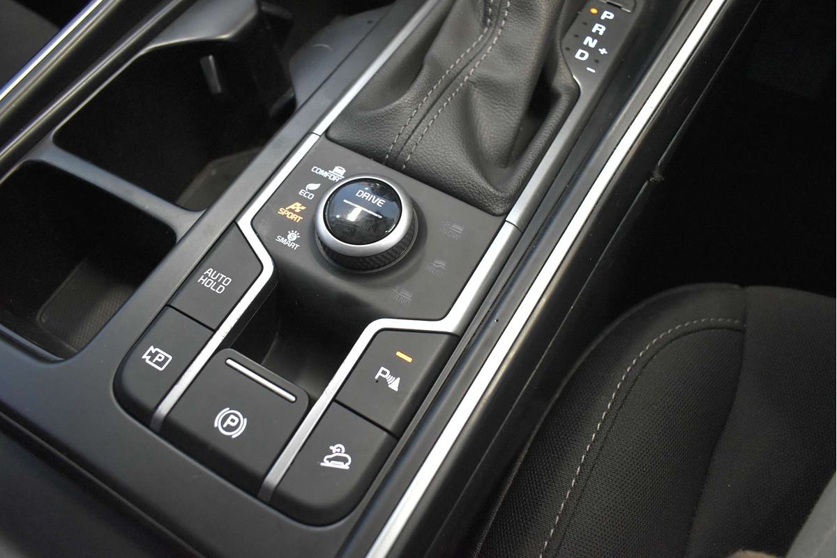 2022 Kia Sorento S MQ4