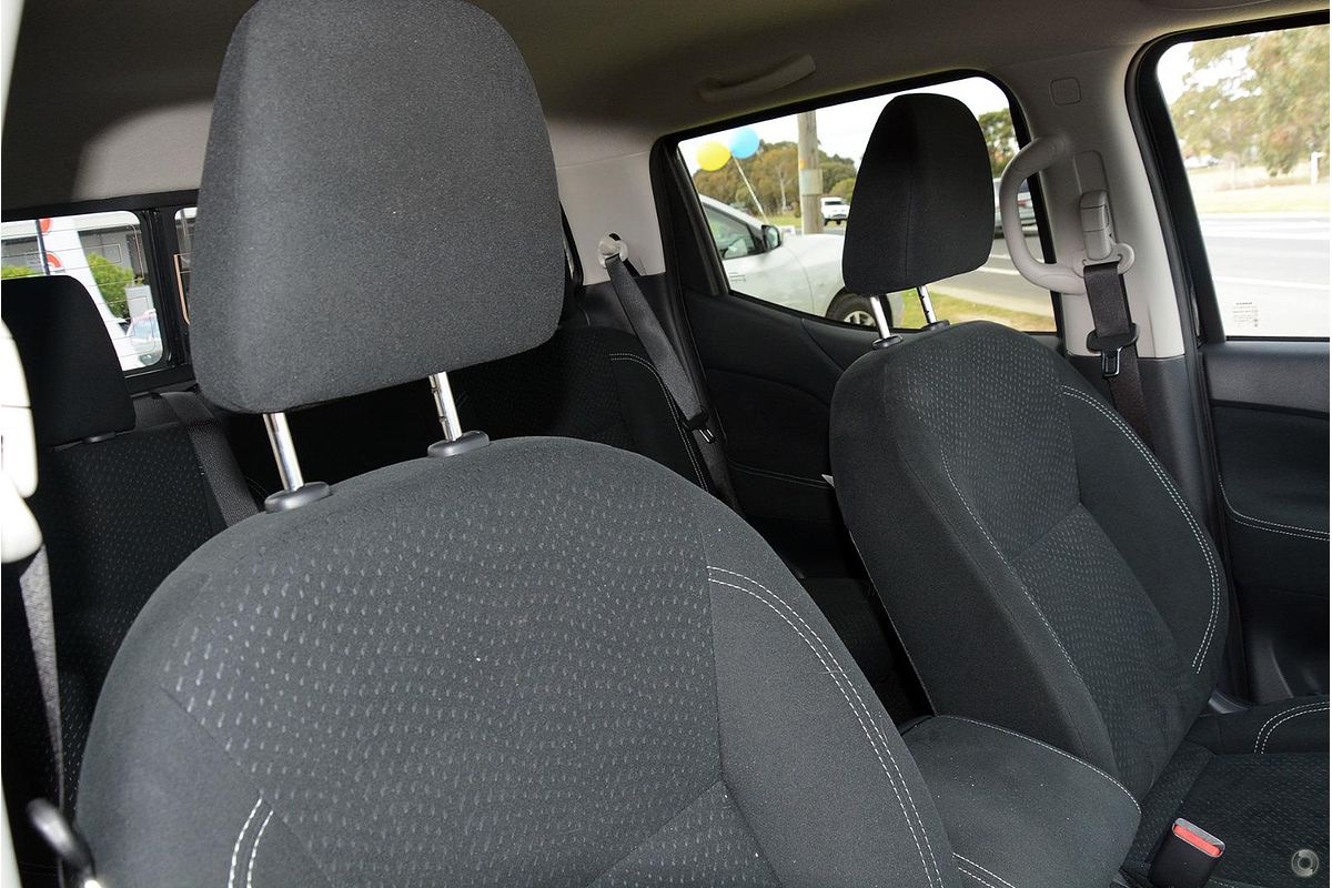 2015 Nissan Navara ST D23 4X4