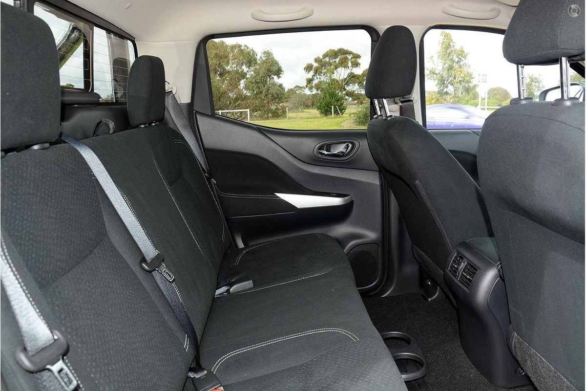 2015 Nissan Navara ST D23 4X4