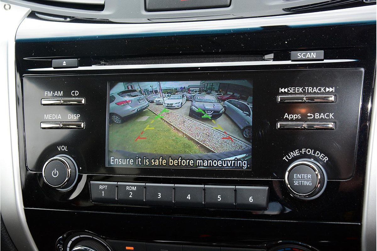 2015 Nissan Navara ST D23 4X4