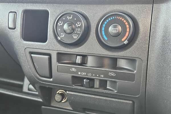 2012 Toyota Hiace KDH201R LWB