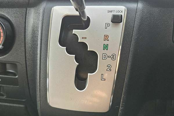 2012 Toyota Hiace KDH201R LWB