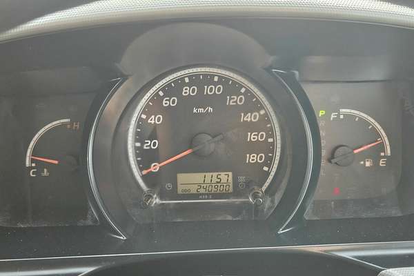 2012 Toyota Hiace KDH201R LWB