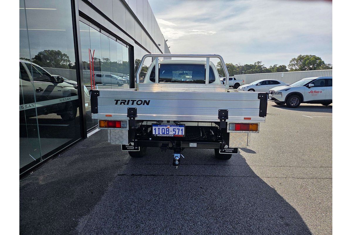 2020 Mitsubishi Triton GLX MR 4X4