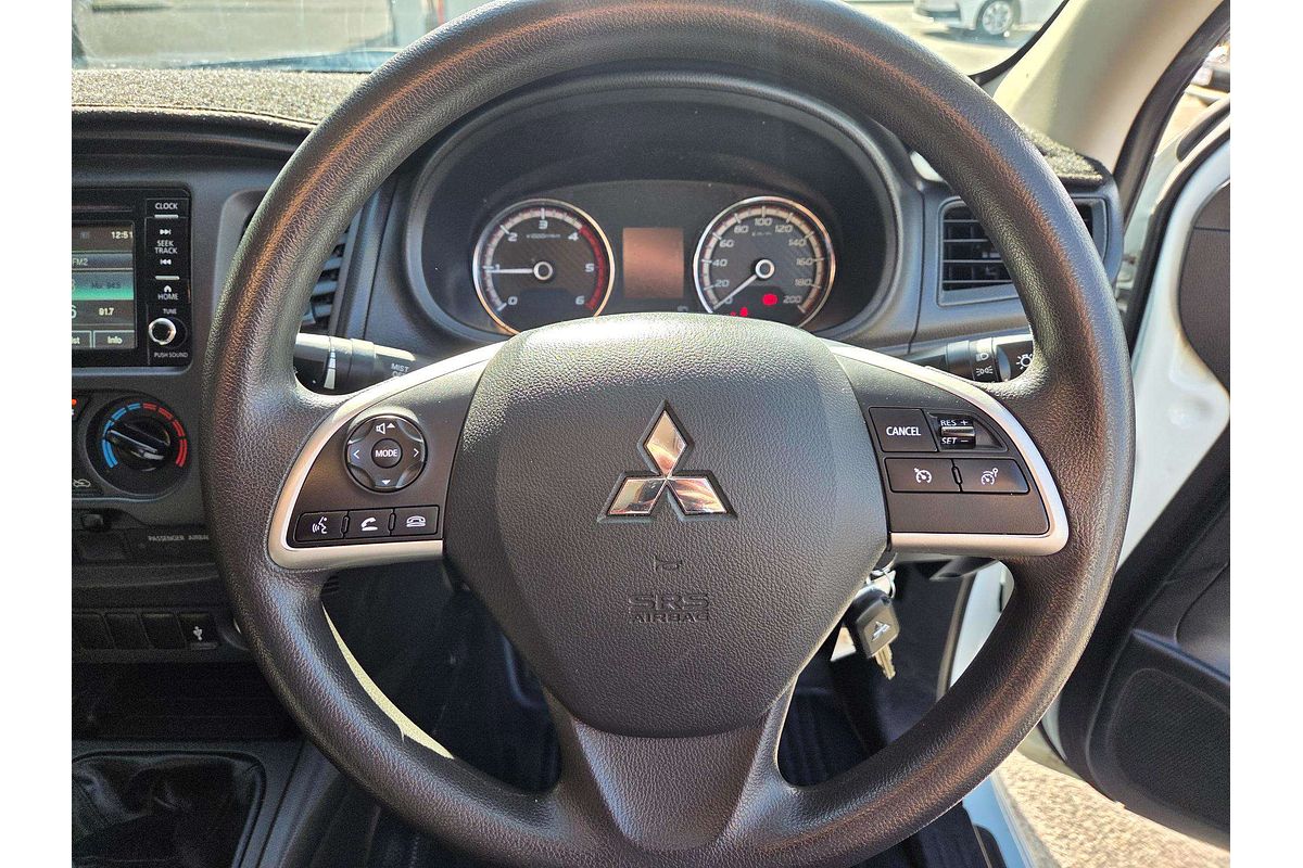 2020 Mitsubishi Triton GLX MR 4X4