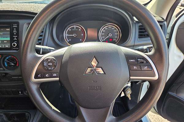 2020 Mitsubishi Triton GLX MR 4X4