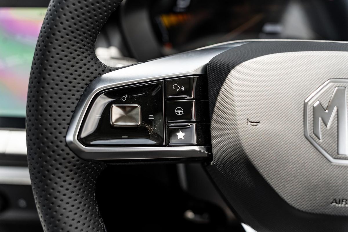 2025 MG ZS Essence Hybrid+ ZS32