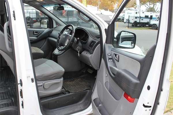 2014 Hyundai iMax TQ-W